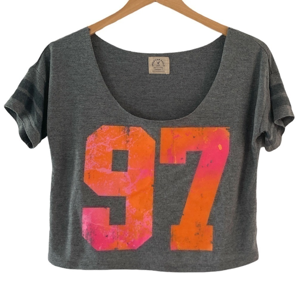 American Eagle Outfitters small crop top vintage 97